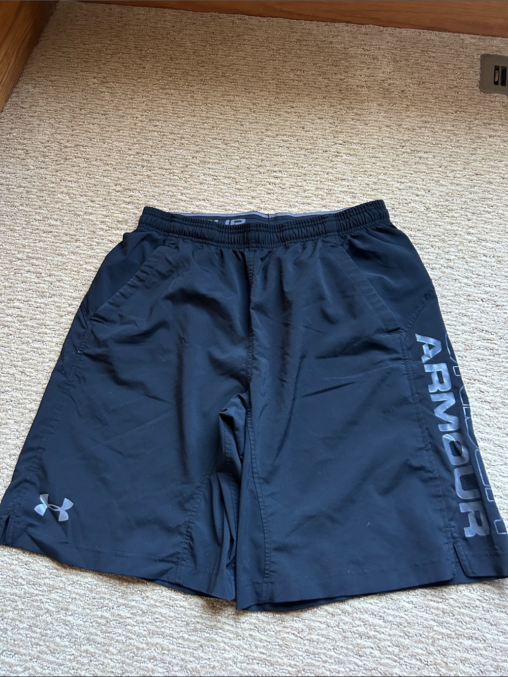 Under Armour Black Men’s Athletic Shorts with Side Logo